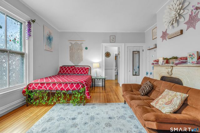 40 Allen Place, Hartford, CT 06106