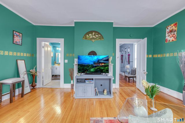 40 Allen Place, Hartford, CT 06106
