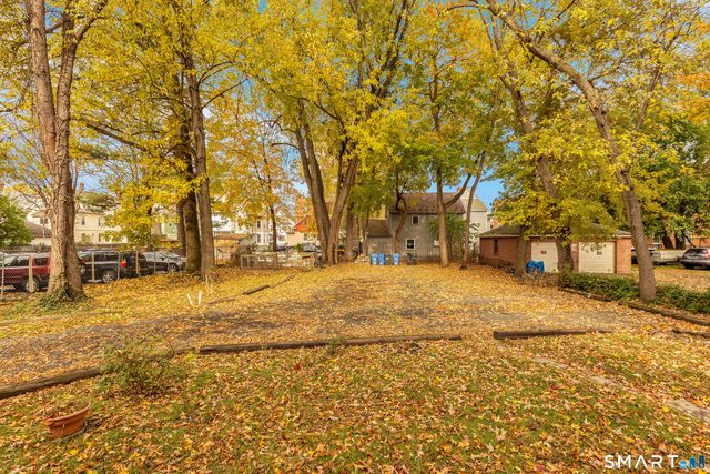 40 Allen Place, Hartford, CT 06106
