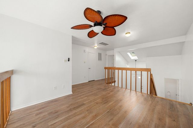 15916 Seahorse Drive, Houston, TX 77062