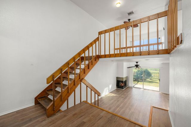 15916 Seahorse Drive, Houston, TX 77062