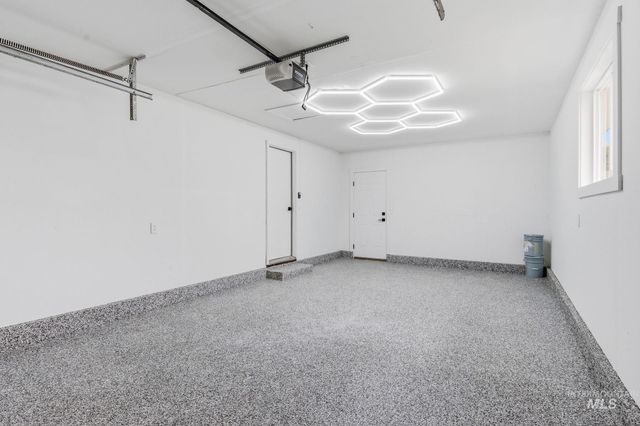 1207 W Chateau Ave, Meridian, ID 83646