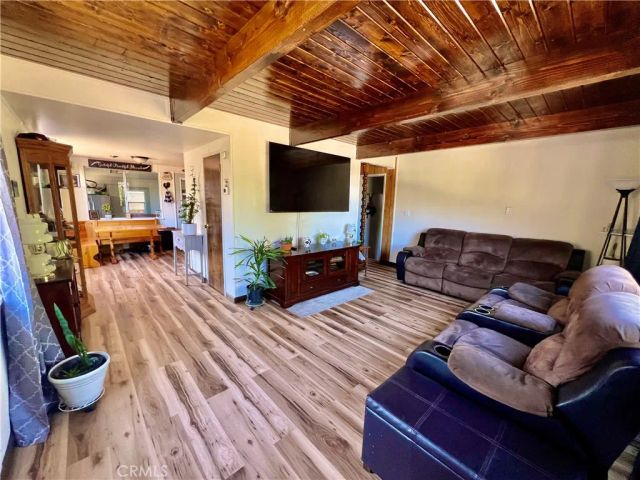 805 Lomita Trail, Frazier Park, CA 93225
