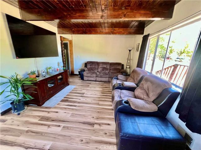 805 Lomita Trail, Frazier Park, CA 93225