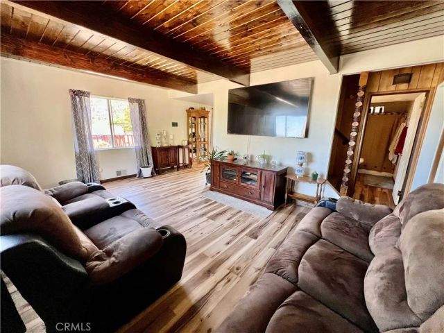 805 Lomita Trail, Frazier Park, CA 93225