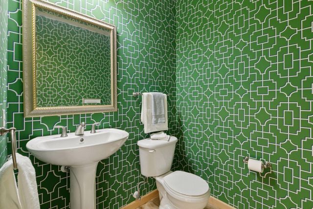 3707 Grand Way 213, Saint Louis Park, MN 55416