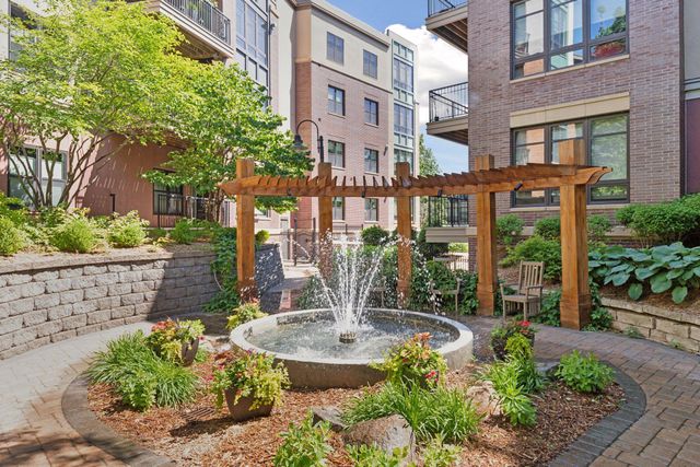 3707 Grand Way 213, Saint Louis Park, MN 55416