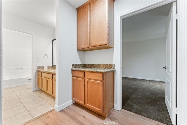 1345 Cabrillo Park Drive L16, Santa Ana, CA 92701