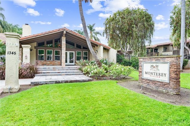 1345 Cabrillo Park Drive L16, Santa Ana, CA 92701