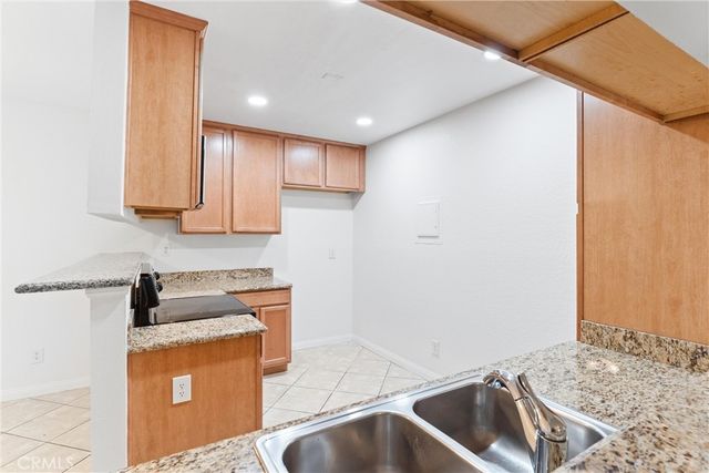 1345 Cabrillo Park Drive L16, Santa Ana, CA 92701