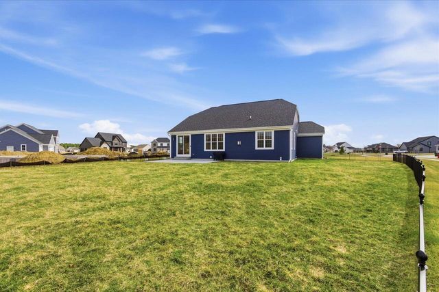 1425 Chapman COURT, Mukwonago, WI 53149