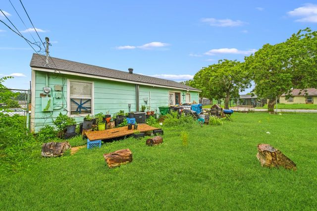5003 Ridgeway Drive, Houston, TX 77033