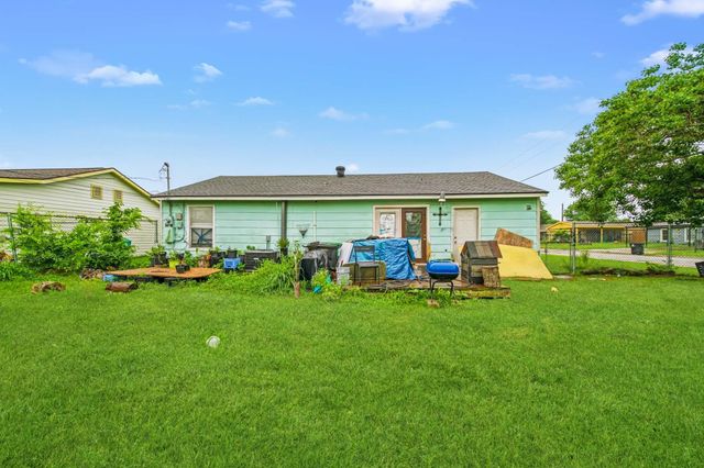 5003 Ridgeway Drive, Houston, TX 77033