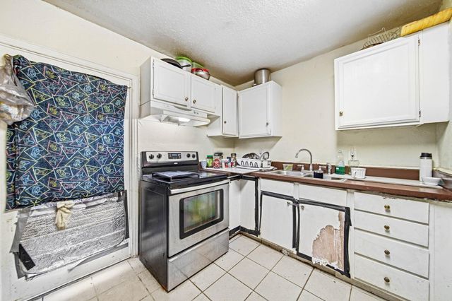 5003 Ridgeway Drive, Houston, TX 77033