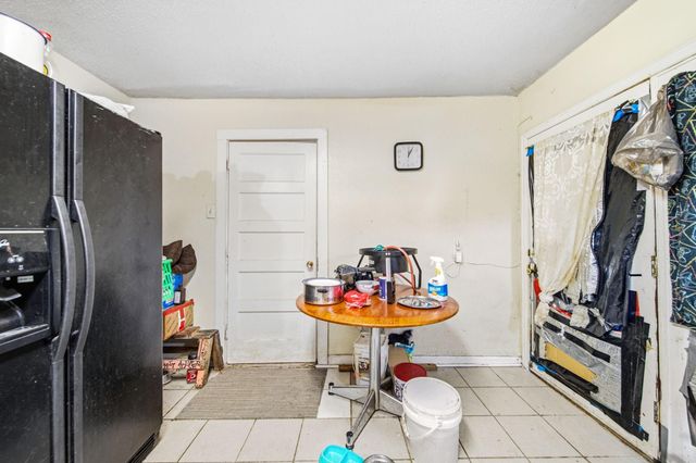 5003 Ridgeway Drive, Houston, TX 77033
