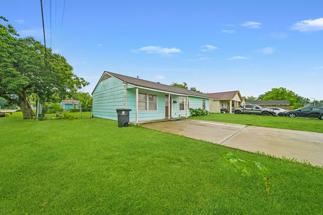 5003 Ridgeway Drive, Houston, TX 77033