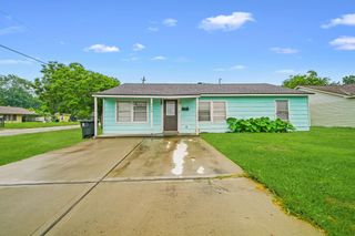 5003 Ridgeway Drive, Houston, TX 77033