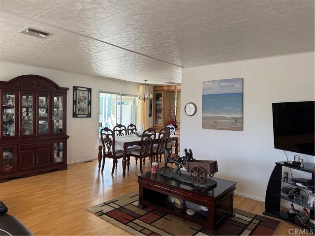 34 Pine Via, Anaheim, CA 92801