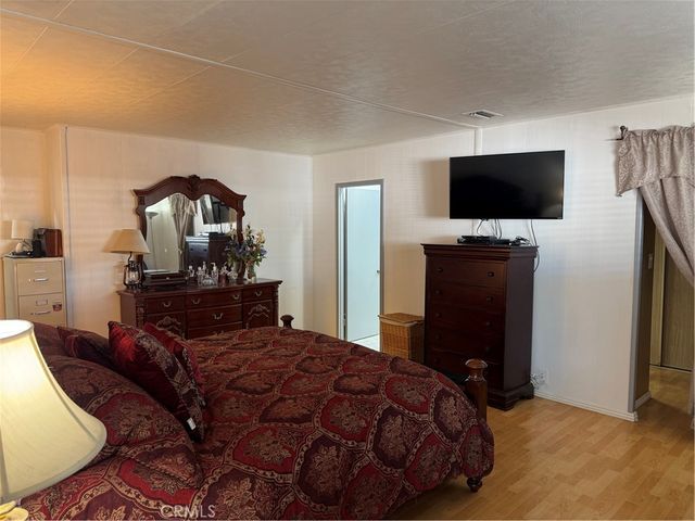 34 Pine Via, Anaheim, CA 92801