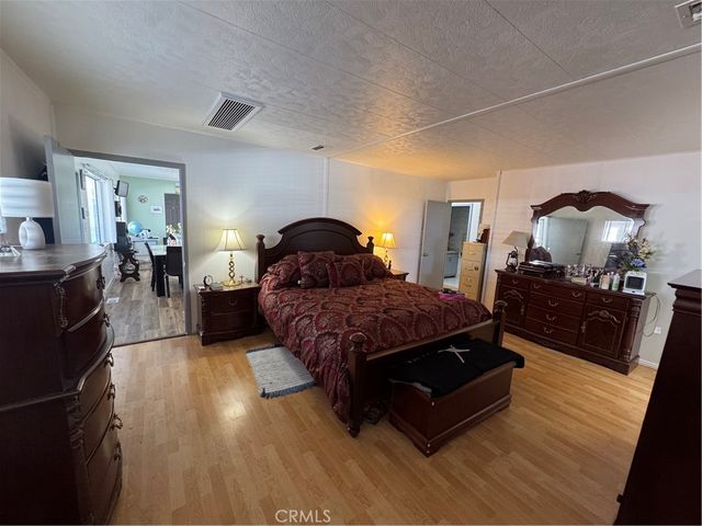 34 Pine Via, Anaheim, CA 92801