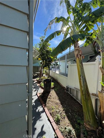34 Pine Via, Anaheim, CA 92801