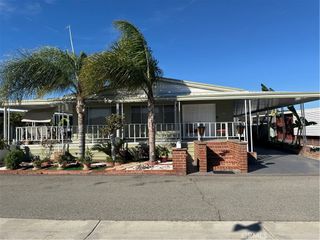 34 Pine Via, Anaheim, CA 92801