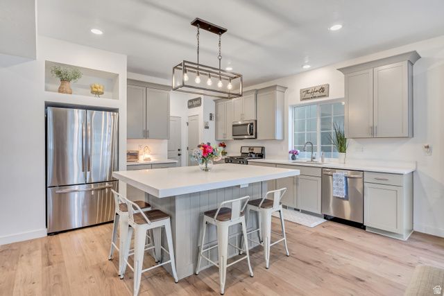 58 E INLET SPRING DR, Saratoga Springs, UT 84045