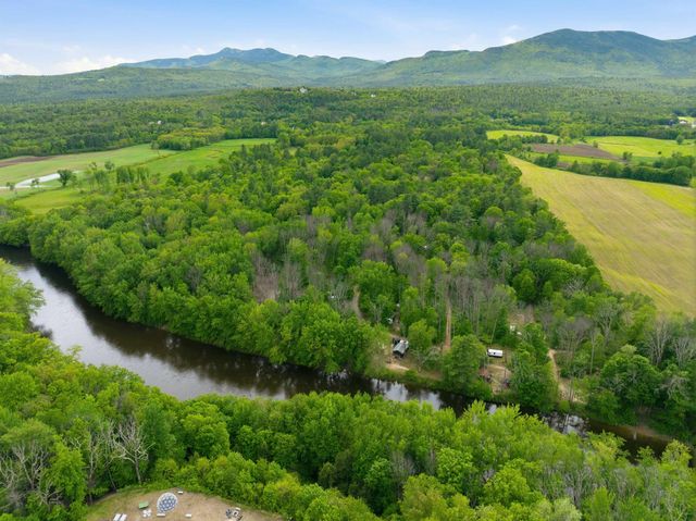 30 Moat Brook Drive, Conway, NH 03818