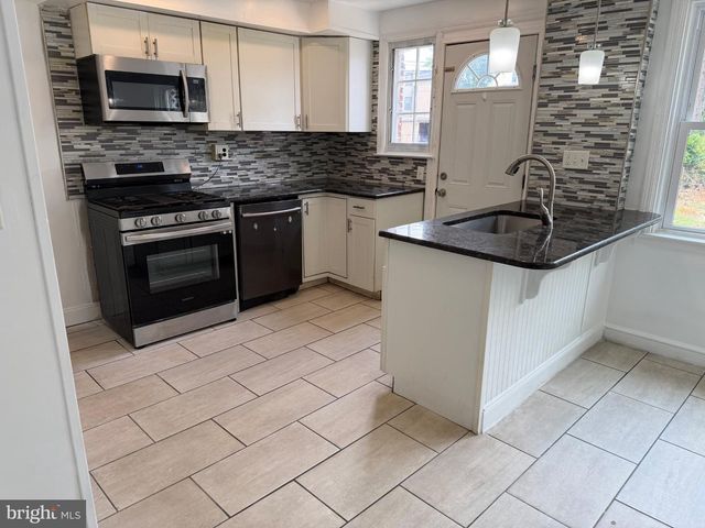 728 S PLUM ST, Lancaster, PA 17602