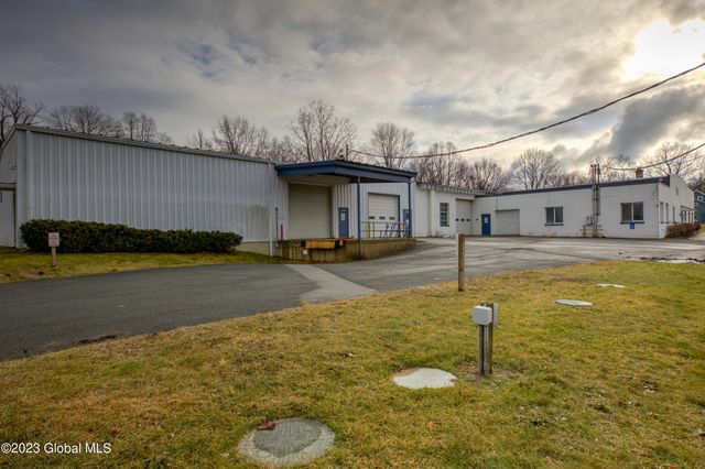 180 Ushers Road, Round Lake, NY 12151