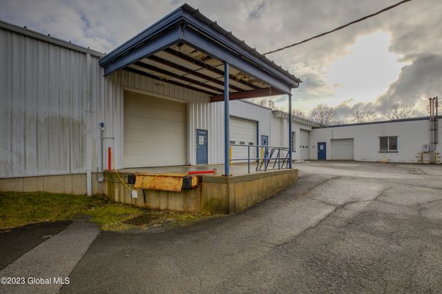 180 Ushers Road, Round Lake, NY 12151