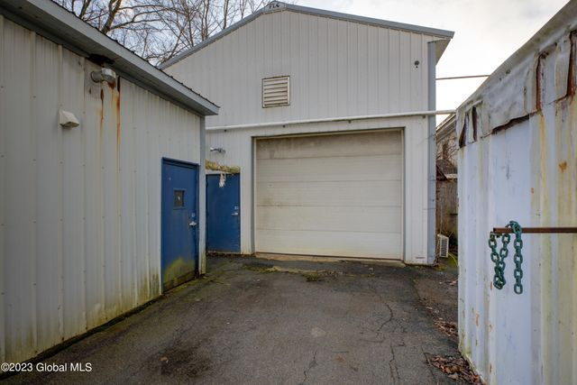 180 Ushers Road, Round Lake, NY 12151