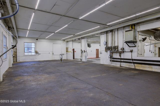 180 Ushers Road, Round Lake, NY 12151