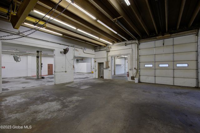 180 Ushers Road, Round Lake, NY 12151