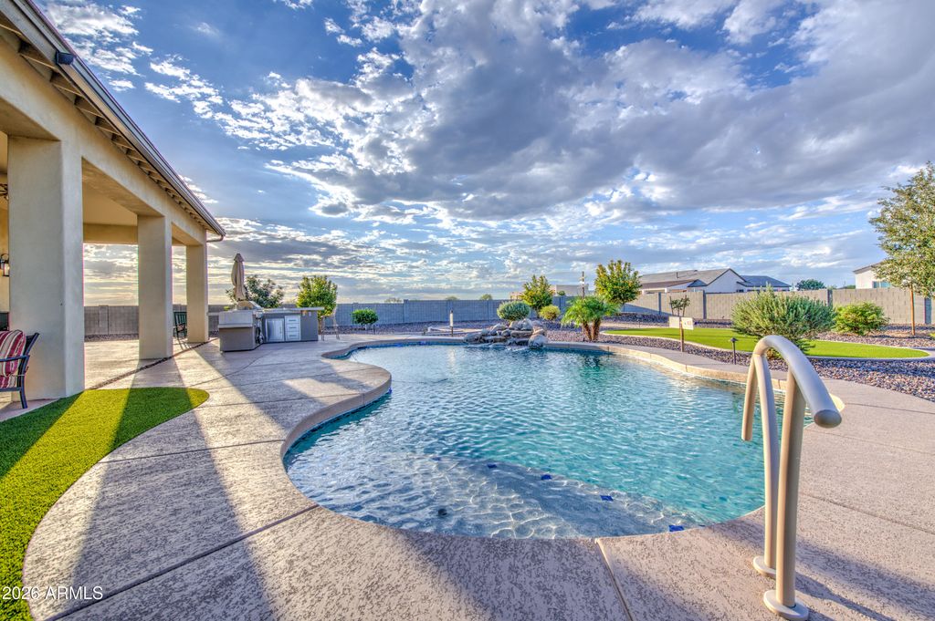9436 W Fossil Mountain Drive, Casa Grande, AZ 85194 — photo 3