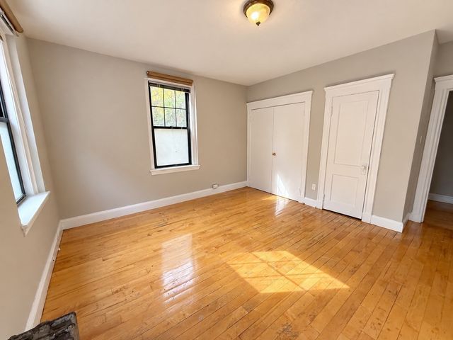 64 Queensberry 114, Boston, MA 02215