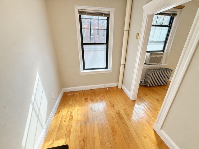 64 Queensberry 114, Boston, MA 02215