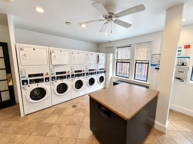 64 Queensberry 114, Boston, MA 02215
