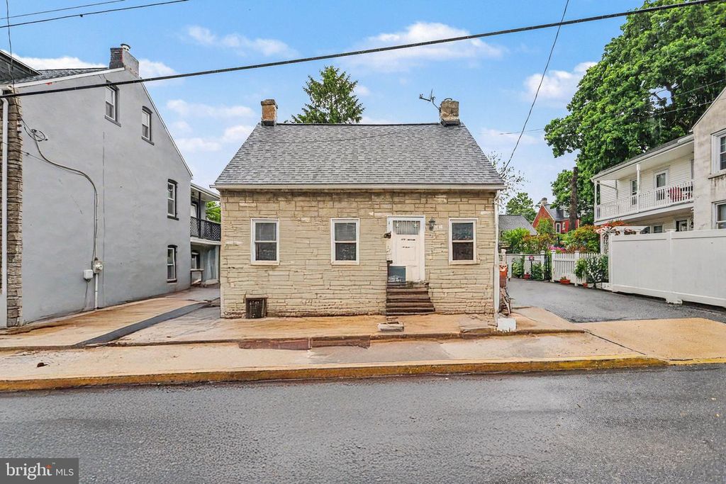523 HIGH ST, Lancaster, PA 17603