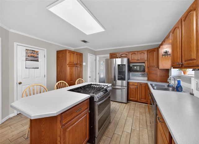 380 Salado Creek RD, Salado, TX 76571