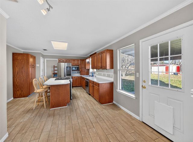 380 Salado Creek RD, Salado, TX 76571