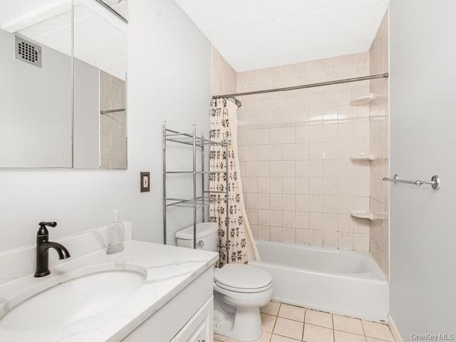 1085 Warburton Avenue 114, Yonkers, NY 10701