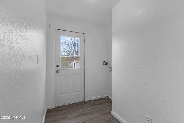 2208 S 3rd Ave, Yakima, WA 98903