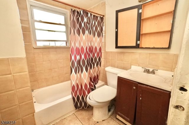 44 Hazelwood Ave, Newark City, NJ 07106