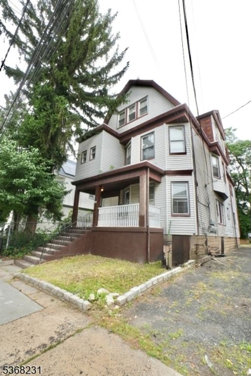 44 Hazelwood Ave, Newark City, NJ 07106