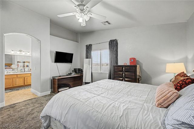 6721 Lookout Lodge Lane 2, North Las Vegas, NV 89084