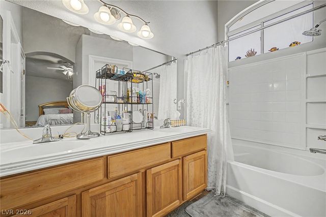 6721 Lookout Lodge Lane 2, North Las Vegas, NV 89084
