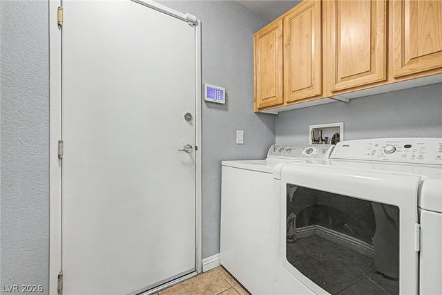 6721 Lookout Lodge Lane 2, North Las Vegas, NV 89084