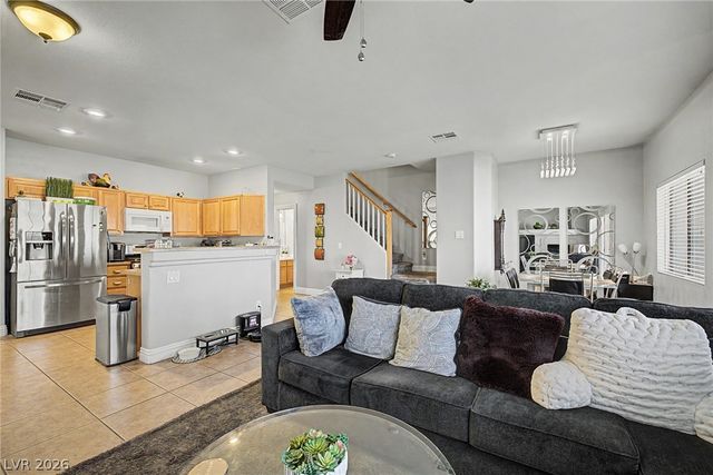 6721 Lookout Lodge Lane 2, North Las Vegas, NV 89084