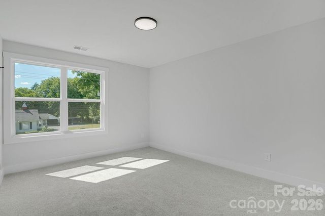 1402 N Modena Street, Gastonia, NC 28054
